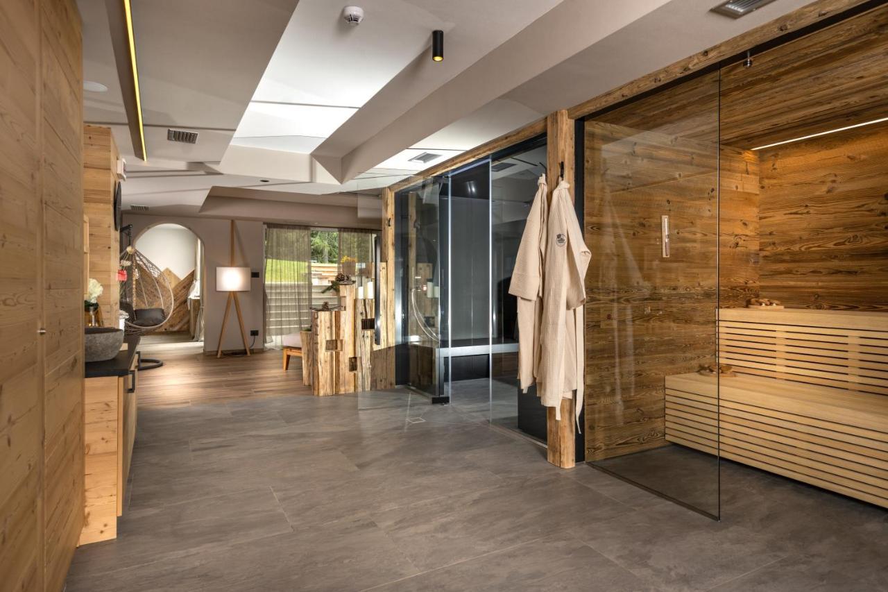 Cesa Edelweiss Living & Spa Campitello di Fassa Exteriör bild