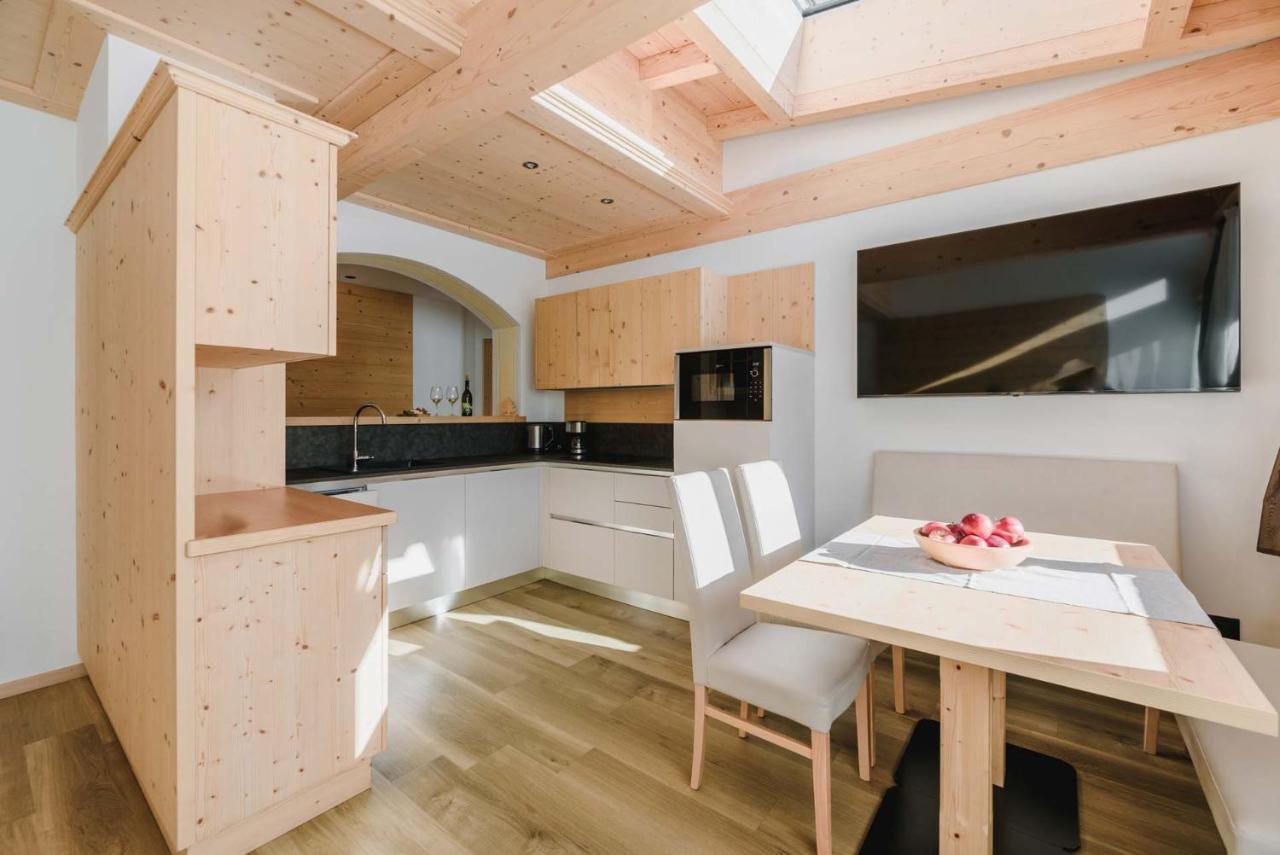 Cesa Edelweiss Living & Spa Campitello di Fassa Exteriör bild