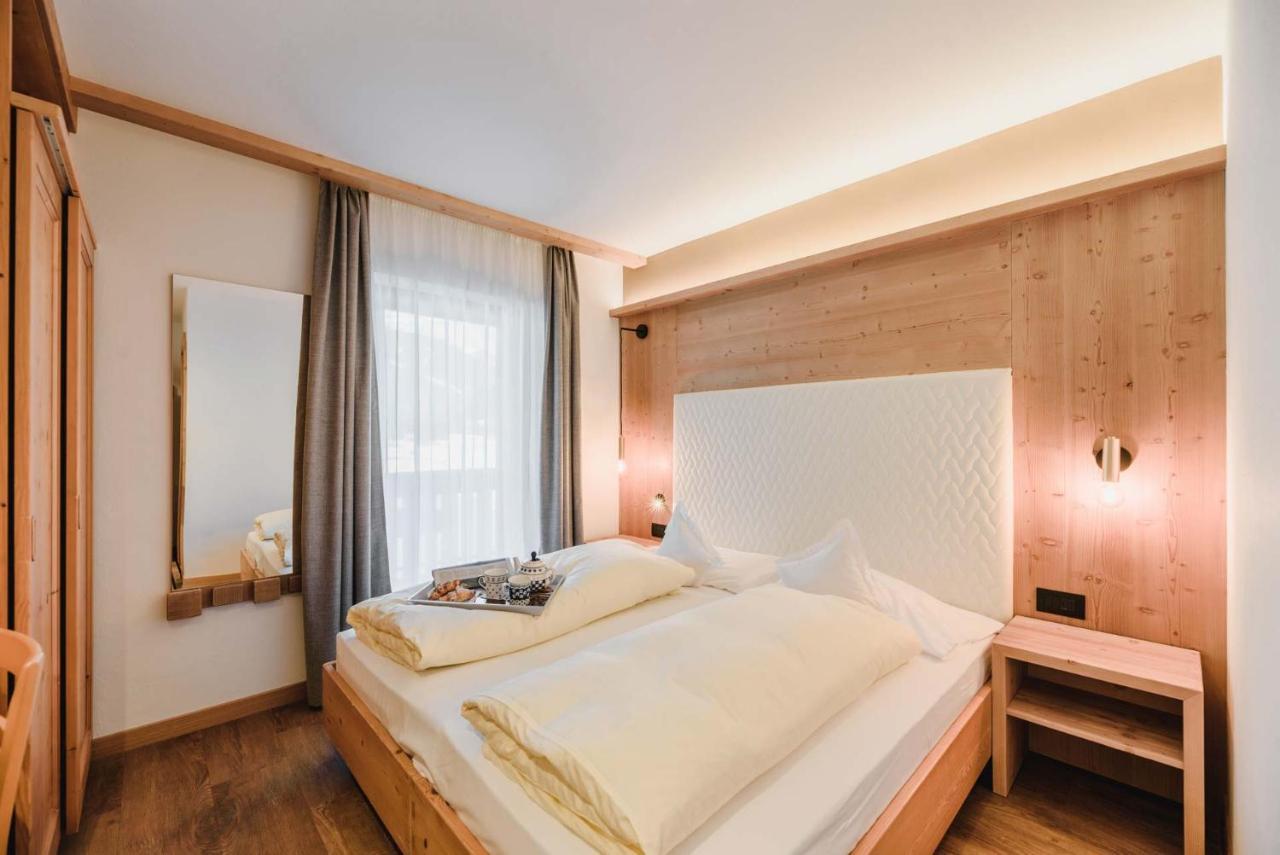 Cesa Edelweiss Living & Spa Campitello di Fassa Exteriör bild
