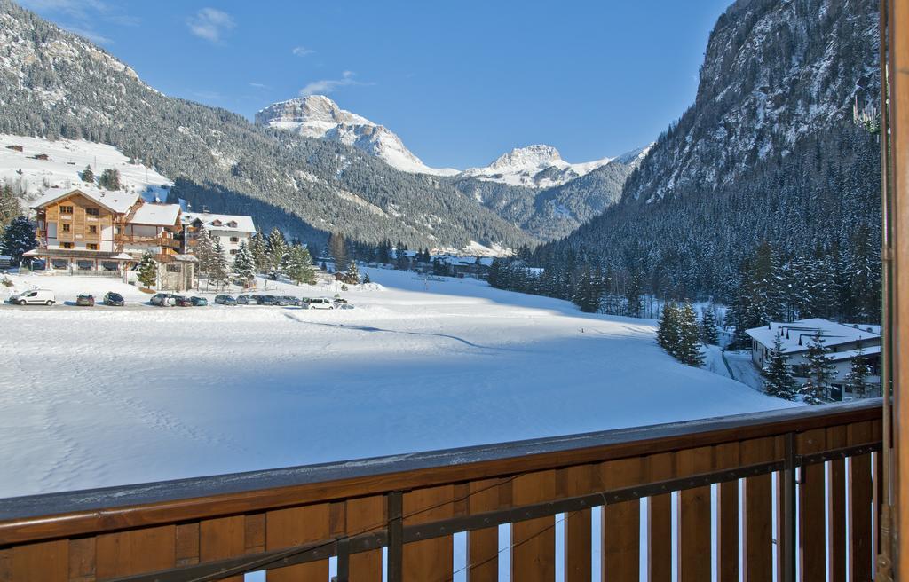 Cesa Edelweiss Living & Spa Campitello di Fassa Exteriör bild
