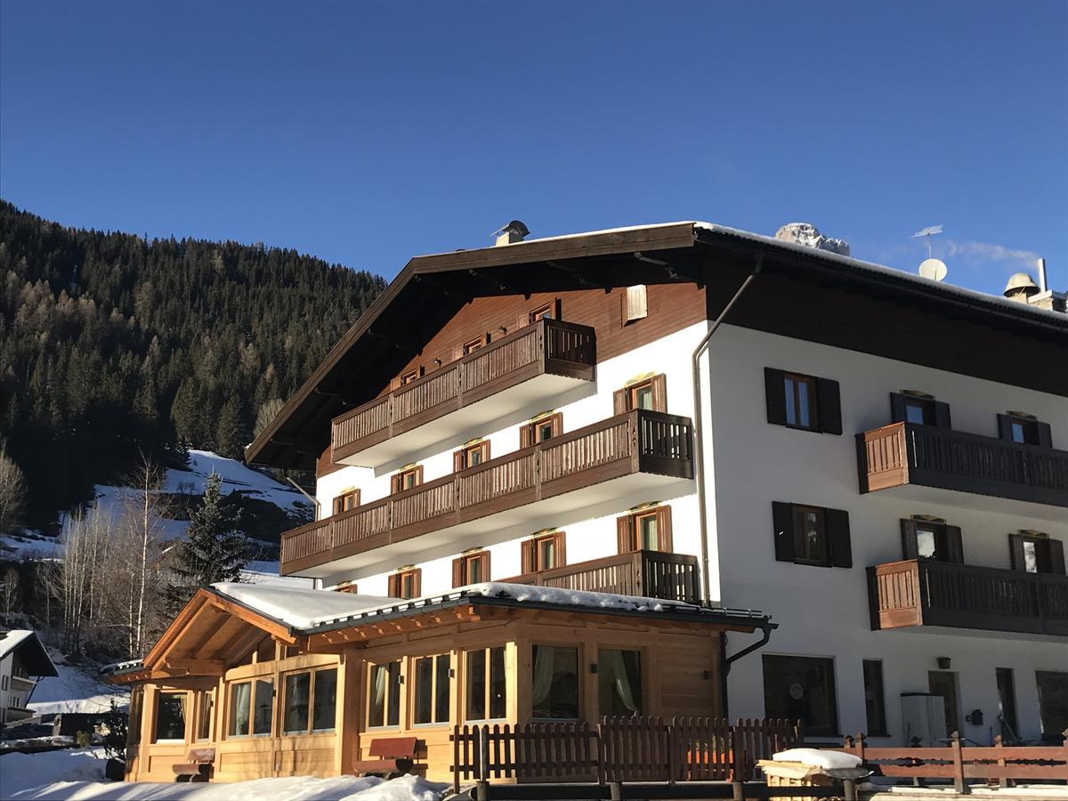 Cesa Edelweiss Living & Spa Campitello di Fassa Exteriör bild